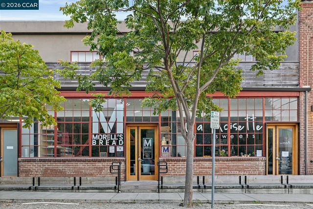 2703 Mathews St, Berkeley, CA 94702