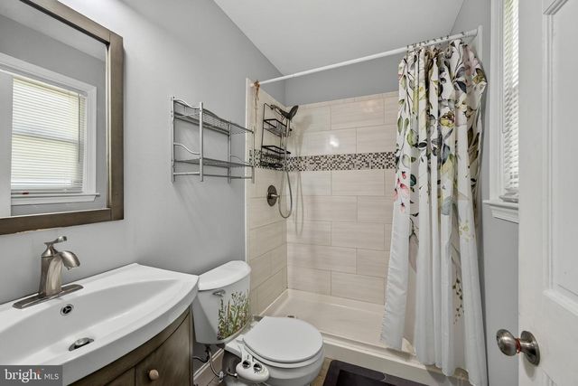 612 DUNCAN RD, Wilmington, DE 19809