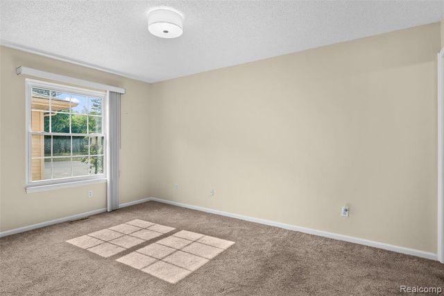 4911 Oak Hill Drive 3, Waterford, MI 48329