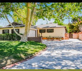 44446 Loneoak, Lancaster, CA 93534