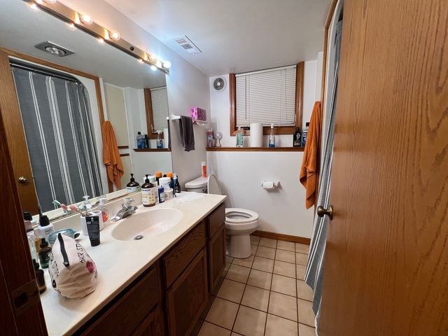 509 E Lake Avenue B, Round Lake Beach, IL 60073