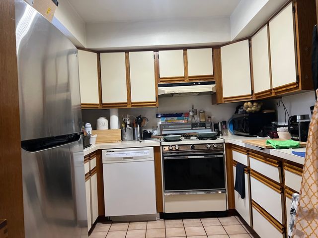 509 E Lake Avenue B, Round Lake Beach, IL 60073