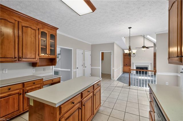 102 Melvins End ST, Yorktown, VA 23693