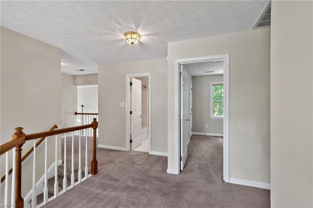 102 Melvins End ST, Yorktown, VA 23693