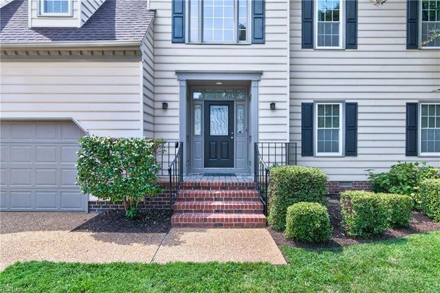 102 Melvins End ST, Yorktown, VA 23693