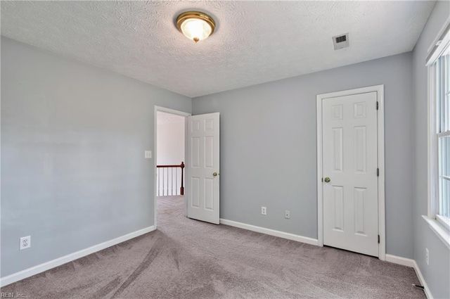 102 Melvins End ST, Yorktown, VA 23693