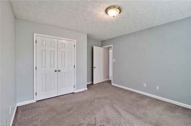 102 Melvins End ST, Yorktown, VA 23693