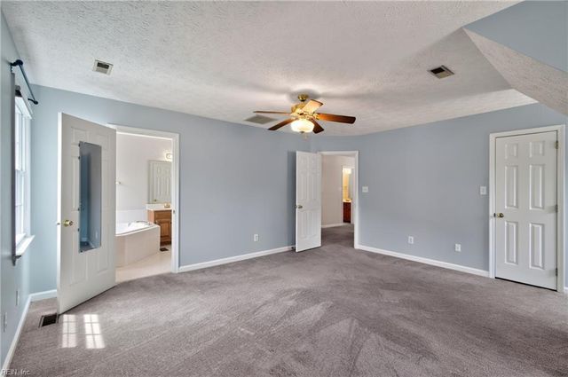 102 Melvins End ST, Yorktown, VA 23693