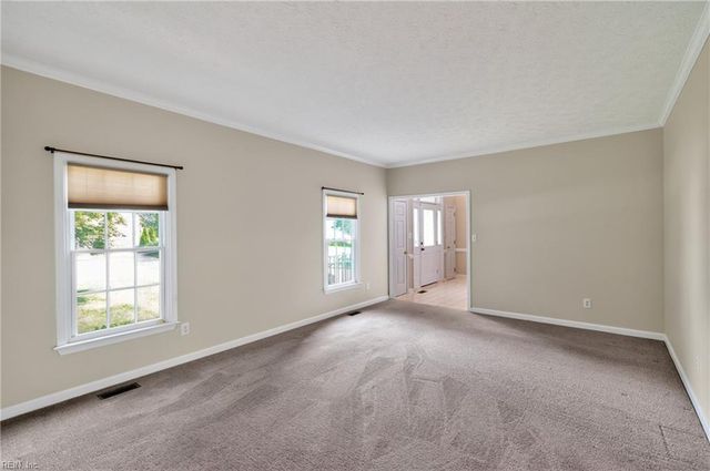 102 Melvins End ST, Yorktown, VA 23693