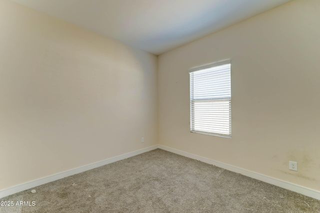 7926 W FRIER Drive, Glendale, AZ 85303