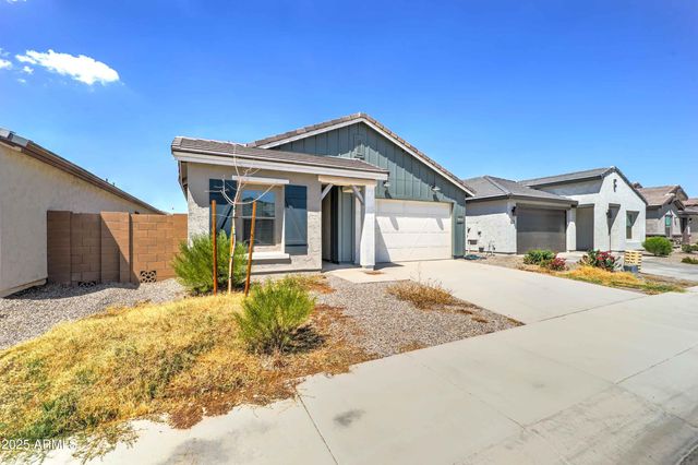 7926 W FRIER Drive, Glendale, AZ 85303