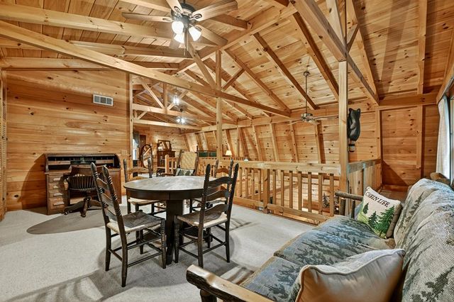 1048 Laurel Trail, Ellijay, GA 30536