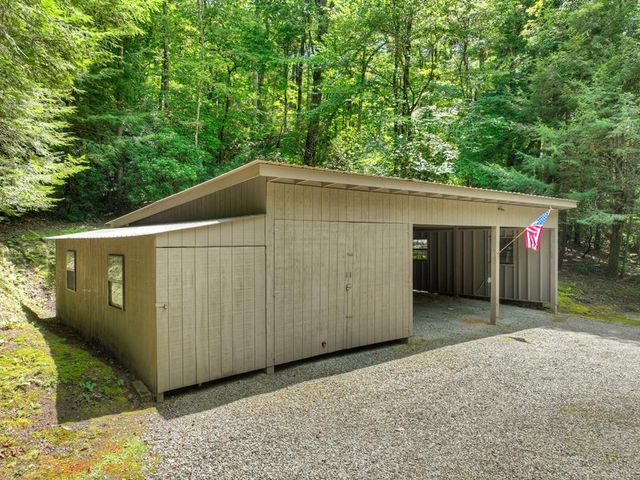 1048 Laurel Trail, Ellijay, GA 30536
