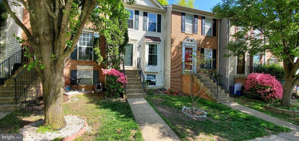 2036 STARGRASS CT, Woodbridge, VA 22192