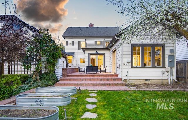 915 N 17th St, Boise, ID 83702