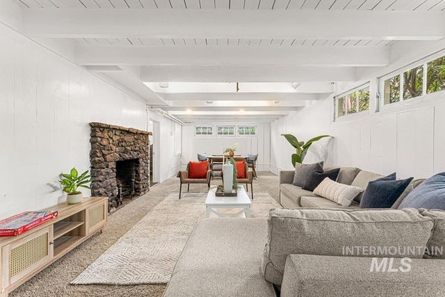 915 N 17th St, Boise, ID 83702