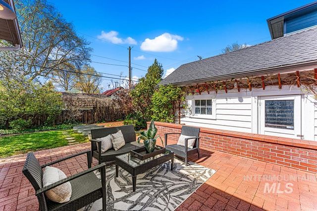 915 N 17th St, Boise, ID 83702