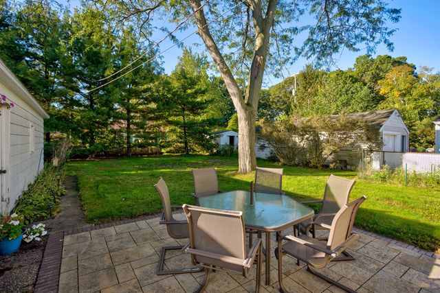 530 Fleser Court, Spring Lake, MI 49456