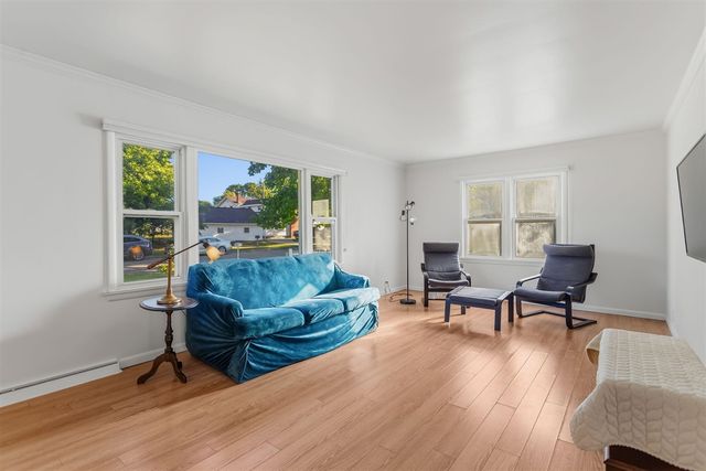 530 Fleser Court, Spring Lake, MI 49456