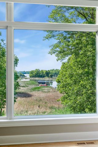 18706 Kanabec Court, Lakeville, MN 55044