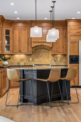 18706 Kanabec Court, Lakeville, MN 55044