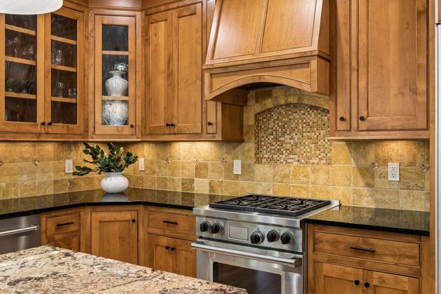 18706 Kanabec Court, Lakeville, MN 55044