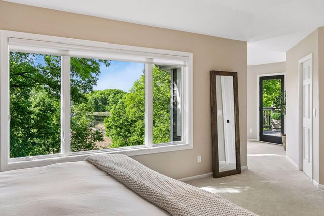 18706 Kanabec Court, Lakeville, MN 55044