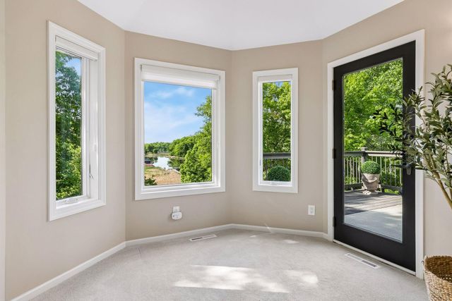 18706 Kanabec Court, Lakeville, MN 55044