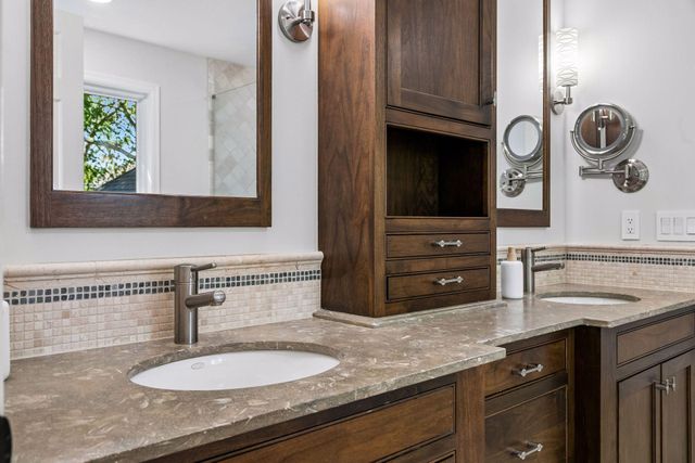 18706 Kanabec Court, Lakeville, MN 55044