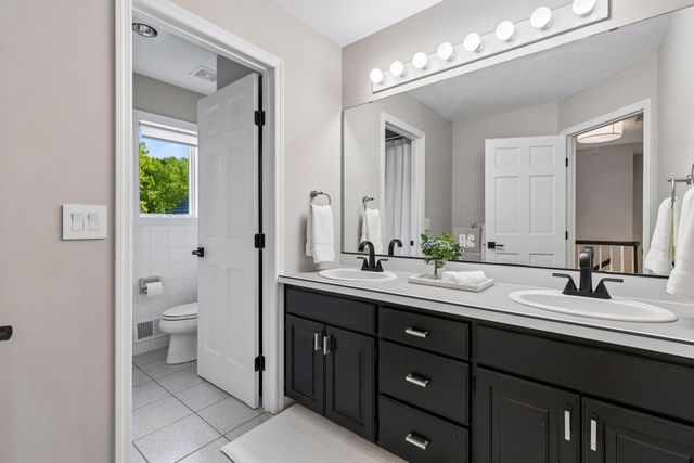 18706 Kanabec Court, Lakeville, MN 55044