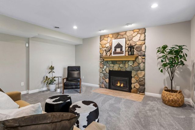 18706 Kanabec Court, Lakeville, MN 55044