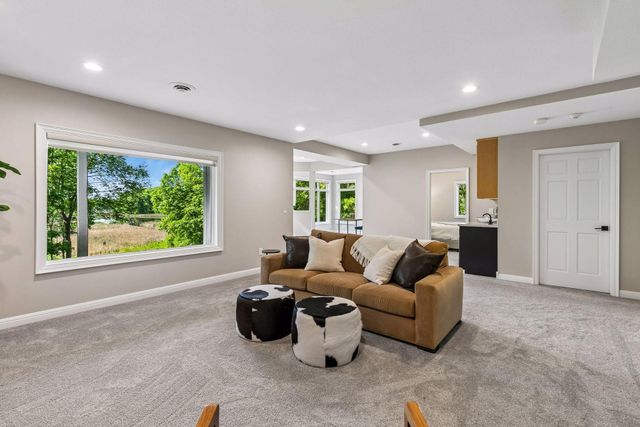 18706 Kanabec Court, Lakeville, MN 55044