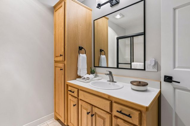 18706 Kanabec Court, Lakeville, MN 55044