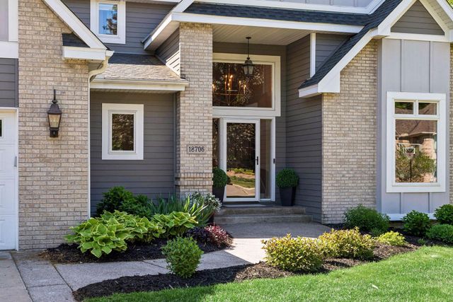 18706 Kanabec Court, Lakeville, MN 55044