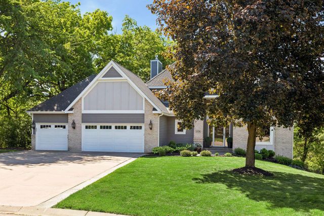 18706 Kanabec Court, Lakeville, MN 55044