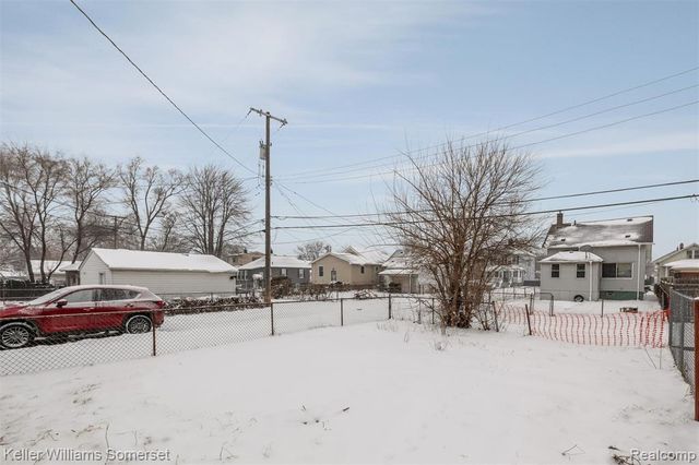 30 Ridge Street, Ecorse, MI 48229