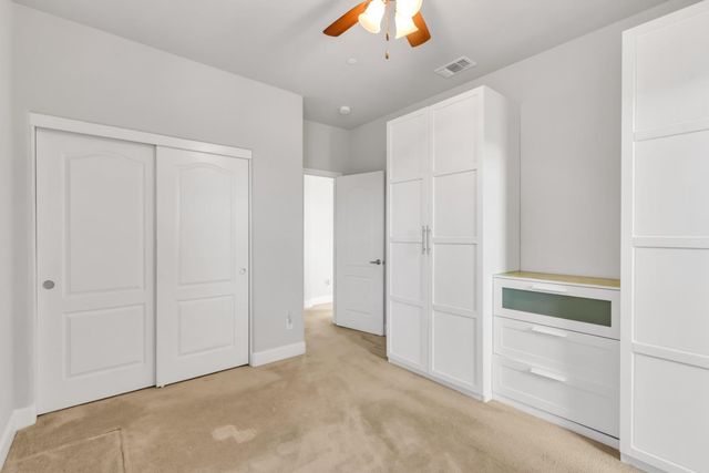 8340 La Cruz Way, Elk Grove, CA 95757