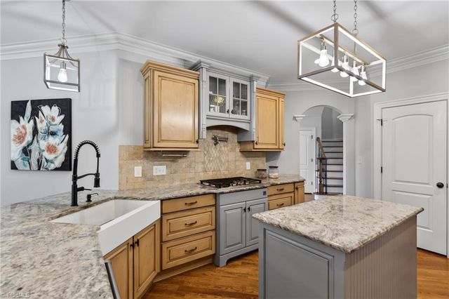 7602 Calmeria Court, Kernersville, NC 27284