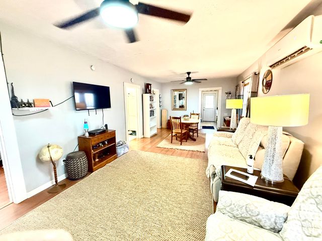 365 Maple Street, Russell Springs, KY 42642