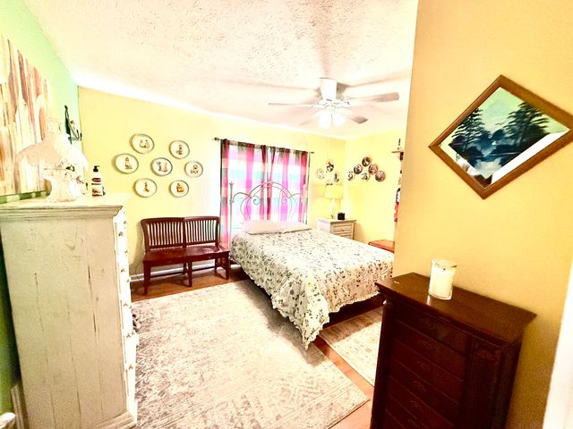 365 Maple Street, Russell Springs, KY 42642