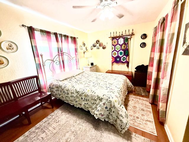 365 Maple Street, Russell Springs, KY 42642