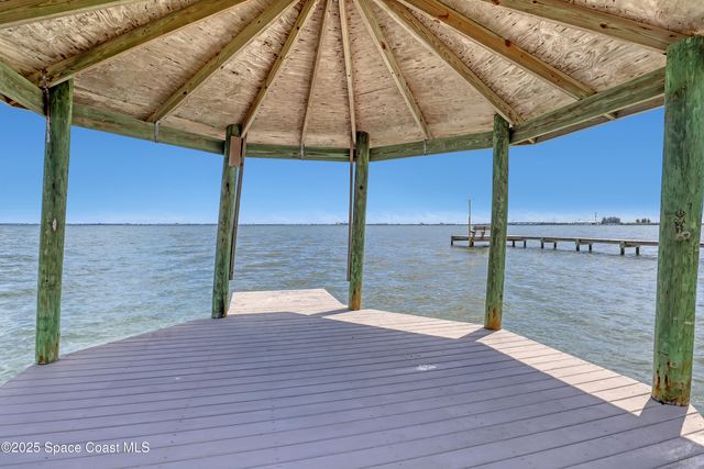 700 Milford Point Drive, Merritt Island, FL 32952