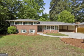 688 Huntington Place SE, Marietta, GA 30067