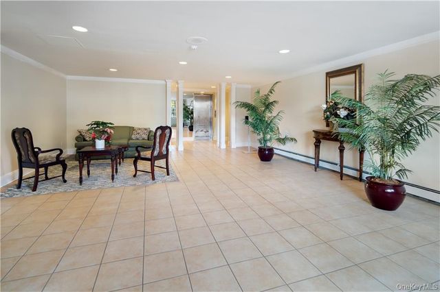 4 Consulate Drive 1C, Tuckahoe, NY 10707