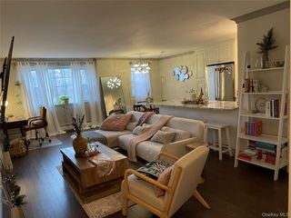 4 Consulate Drive 1C, Tuckahoe, NY 10707