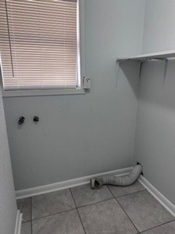 5729 Flynn Pkwy, Corpus Christi, TX 78413