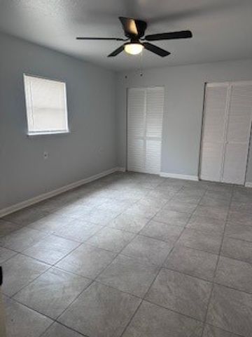 5729 Flynn Pkwy, Corpus Christi, TX 78413