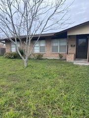 5729 Flynn Pkwy, Corpus Christi, TX 78413