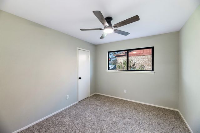 1721 S Timber Court, Benbrook, TX 76126