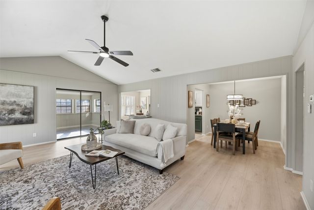 1721 S Timber Court, Benbrook, TX 76126